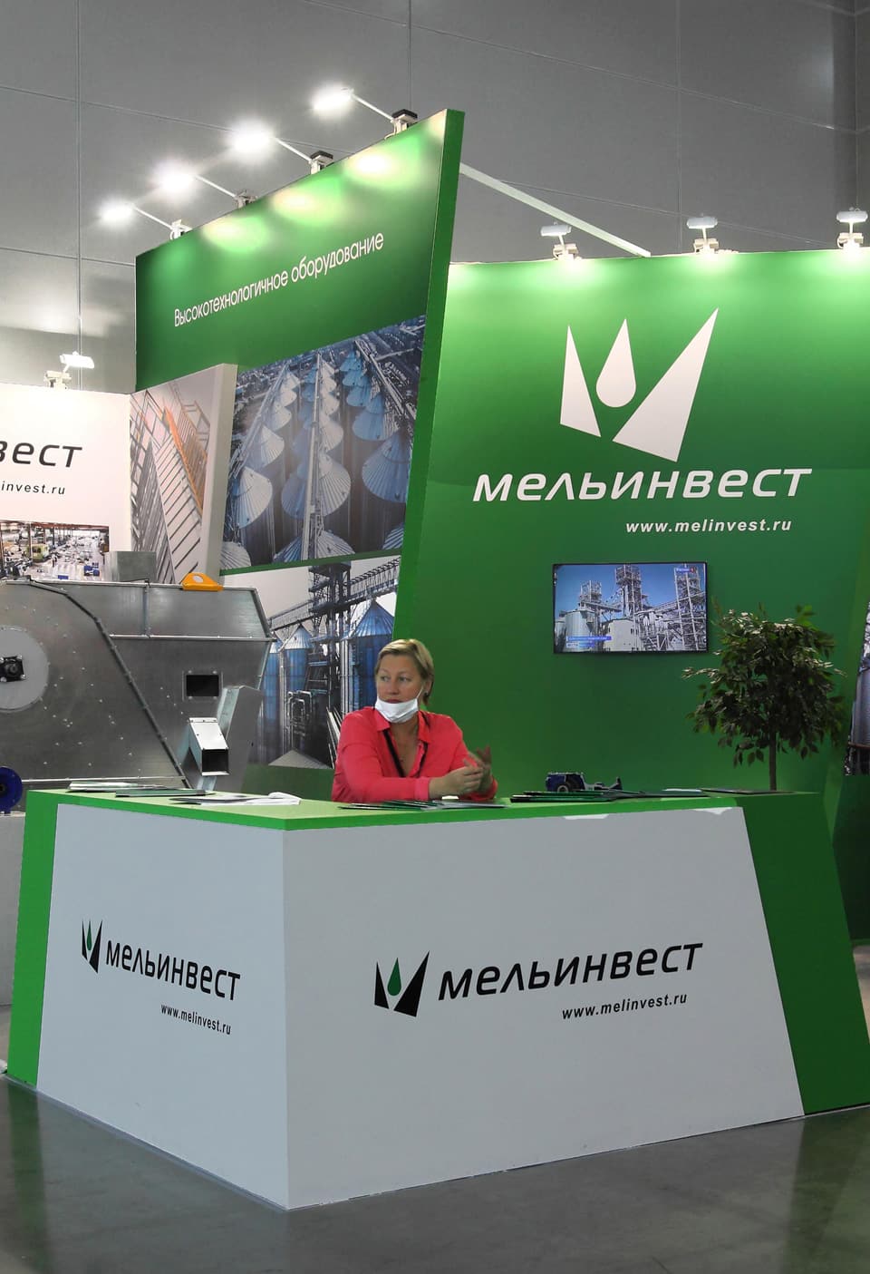 Выставочные стенды в Москве под ключ для компании — melinvest-2